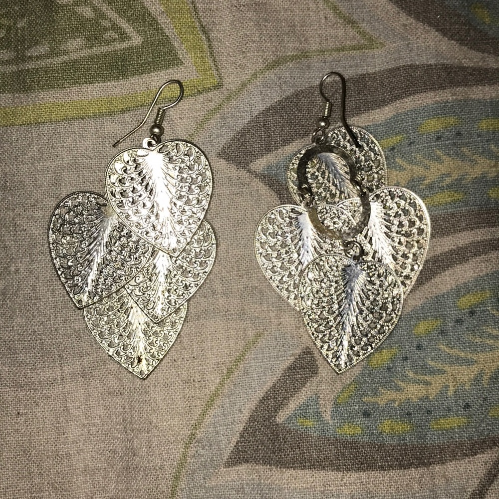 Light dangle earrings